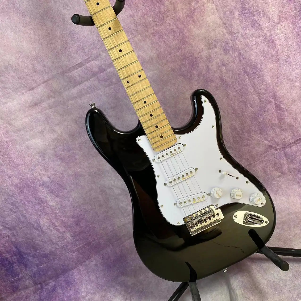 Vicers Electric guitar, maple fretboard, SSS pickups, basswood body, chrome hardware, 22 frets, 6 strings, in stock